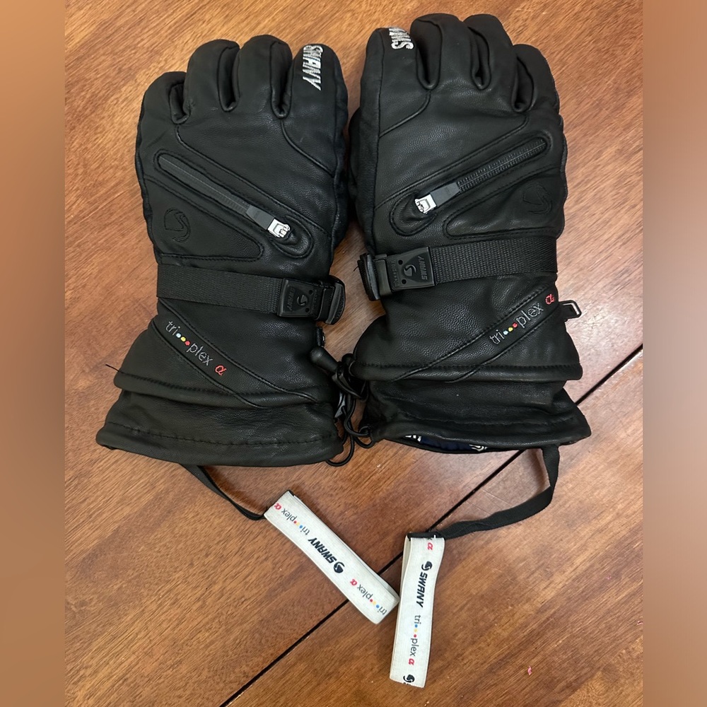 Black Swany X-Cell Gloves for men